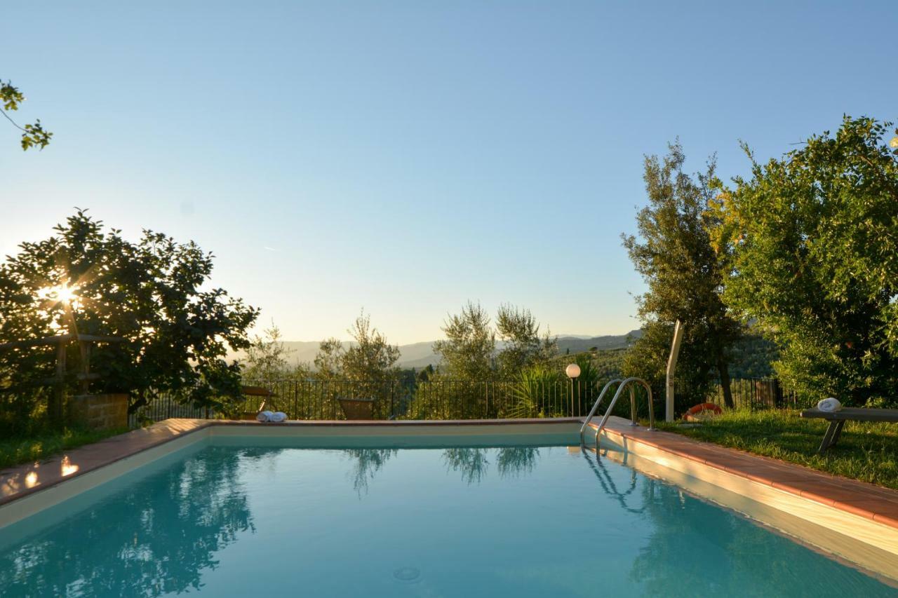 Agriturismo Podere Rondinaio Lamporecchio Exterior photo