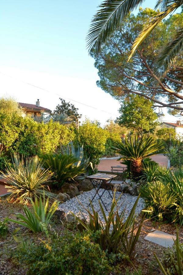 Agriturismo Podere Rondinaio Lamporecchio Exterior photo